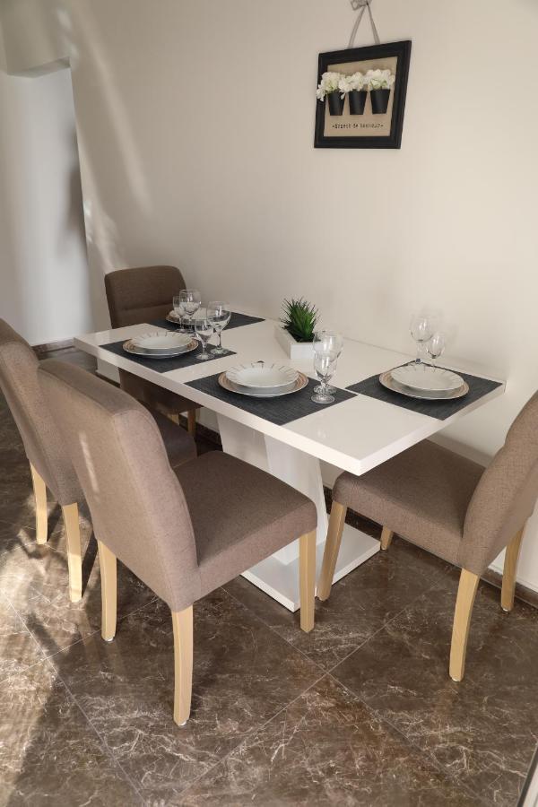 Apartmani Delac Vodice Exterior foto
