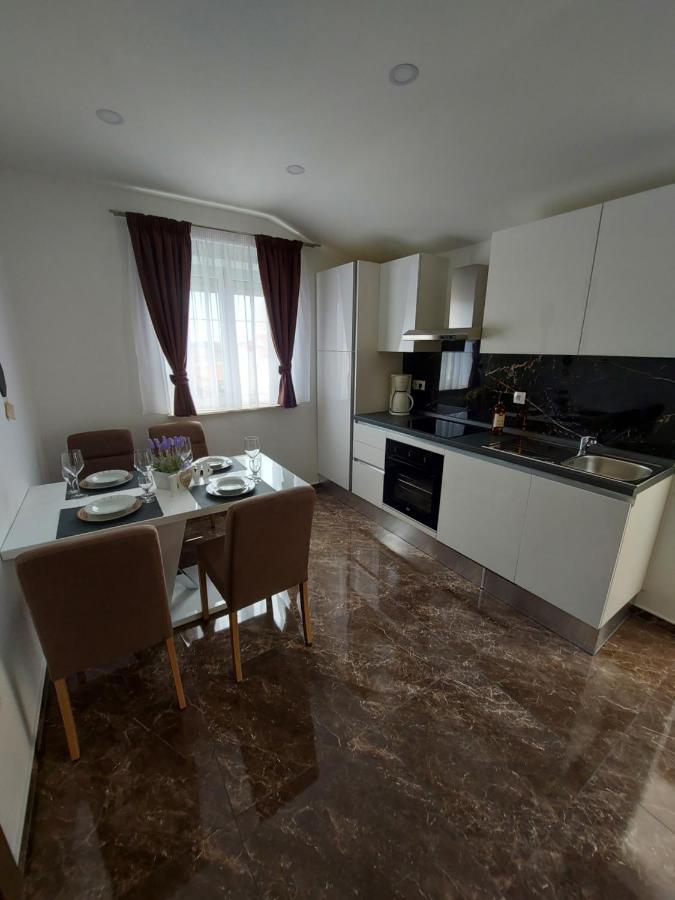 Apartmani Delac Vodice Exterior foto